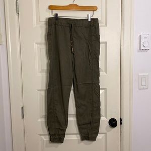 Ten Tree Green Cargo pants size small